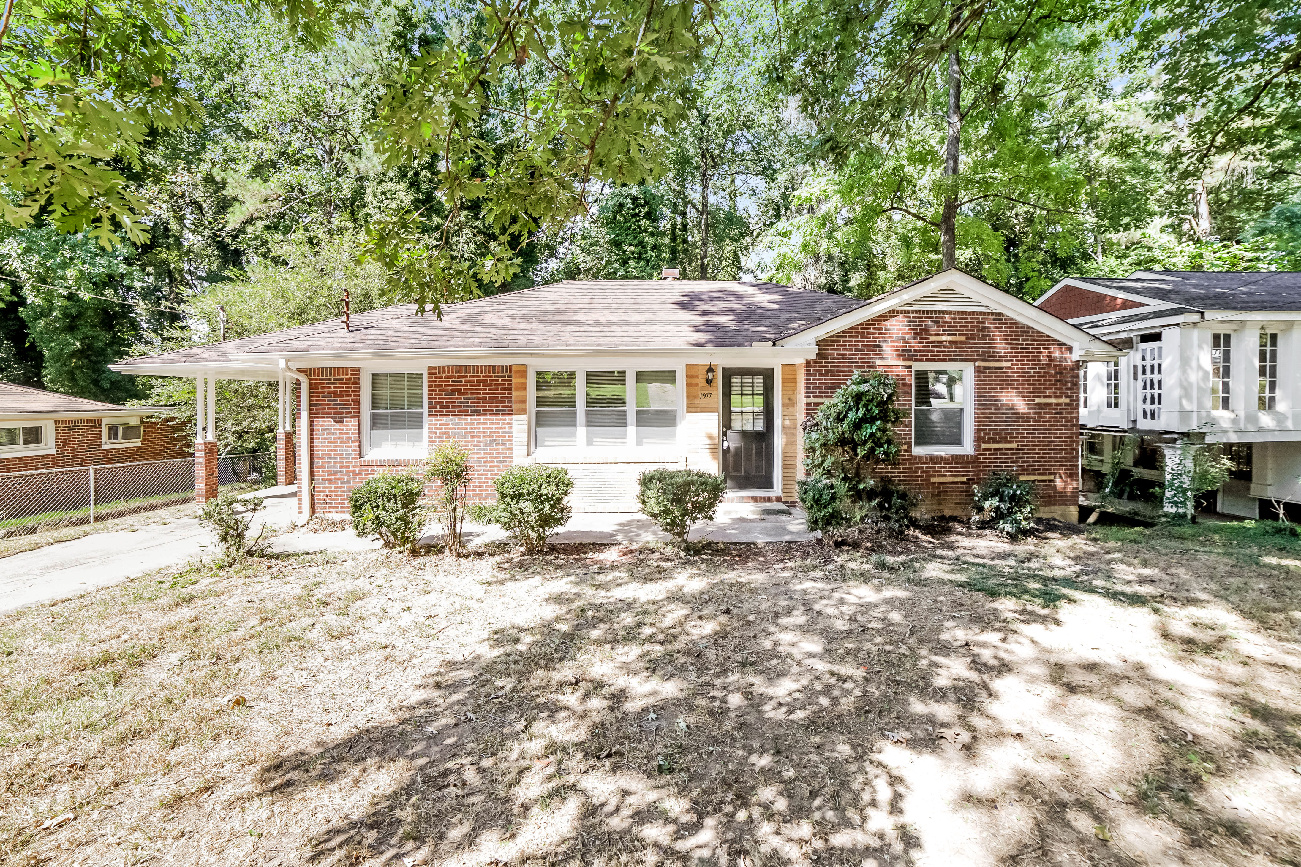 1977 Rosewood Rd Decatur, GA 30032
